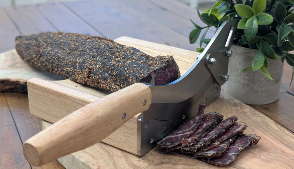 Biltong slicer with sliced meat